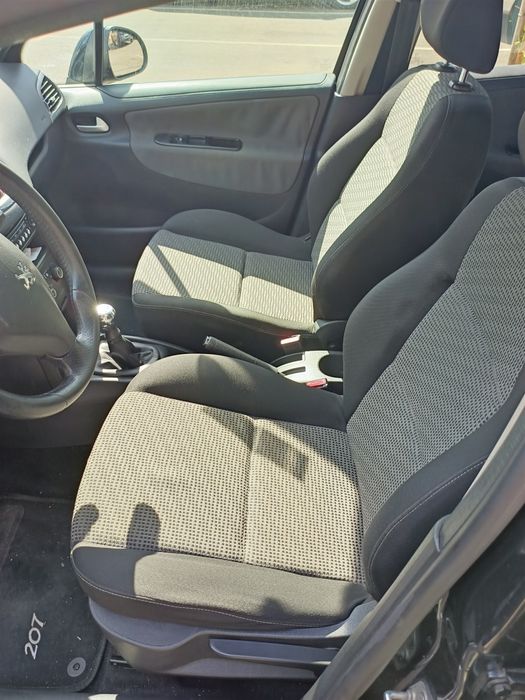 Peugeot 207 1.4 HDi Sportium