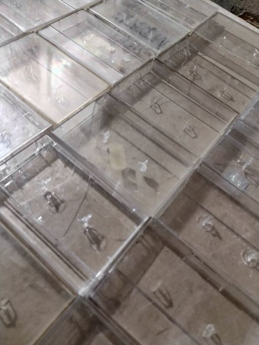 Pudełka na kasety magnetofonowe