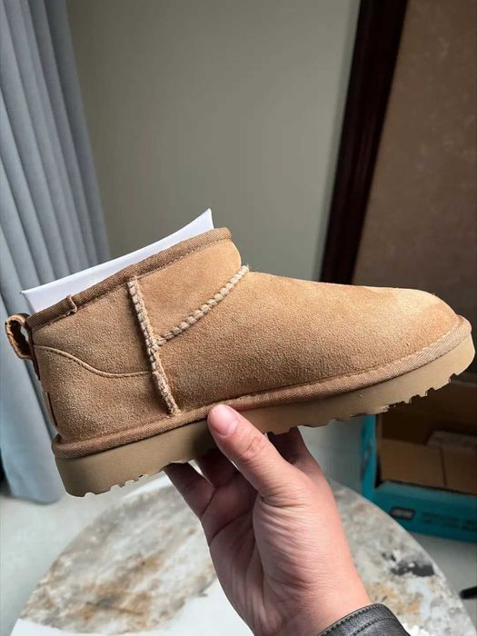 Buty damskie Trampki UGG_Classic_Ultra_Mini_ Chestnut Rozmiar 37-40