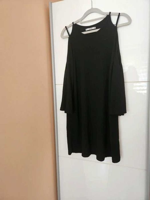 Tunika czarna hiszpanka odkryte ramiona S 36 Pull&Bear casual