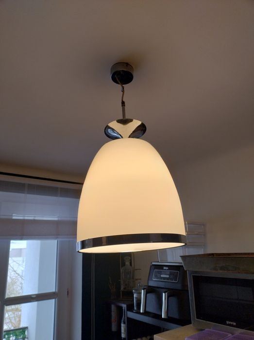Lampa  wisząca biala