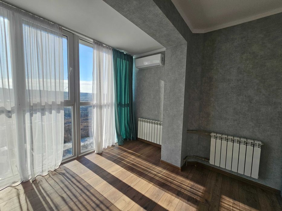 Квартира по пр. 200 лет Кривому Рогу/ Спасская