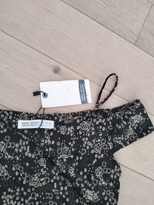 Nowa kobieca sukienka Zara