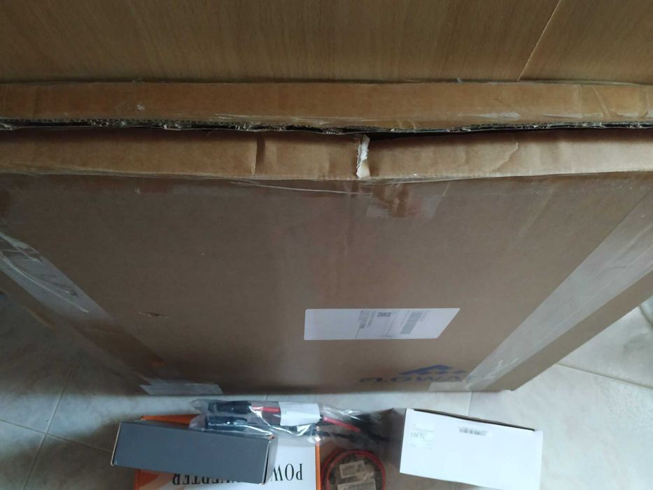 Kit de energia solar - Fotovoltaico - 2 x Painéis + Bateria + Controlador + Inversor