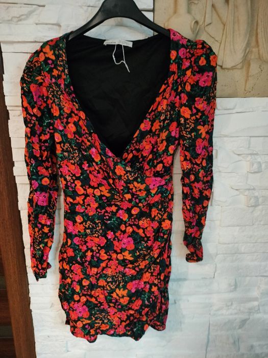 Sukienka pull&bear rozmiar 36