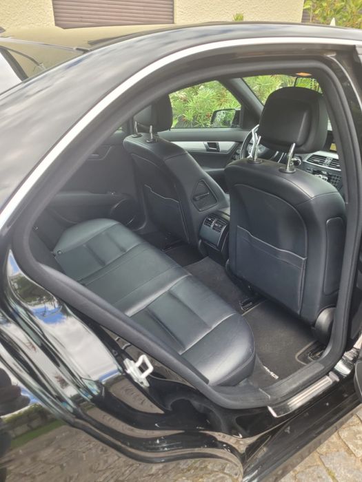 MERCEDES BENZ C250d pack amg