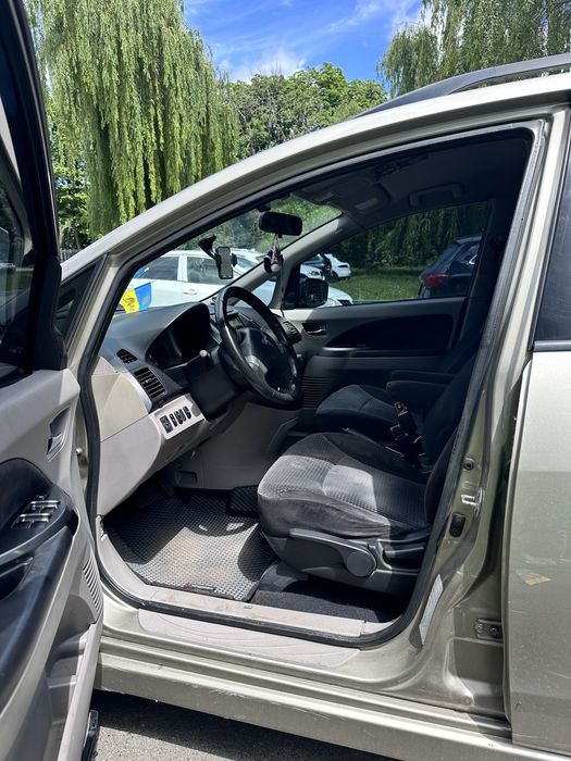 Mitsubishi Grandis 2006 VIN JMBLRNA4W6Z001403 фото оголошення 5 з 11