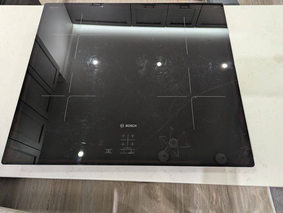 Варильна електрична поверхня  Bosch PUG61KAA5E