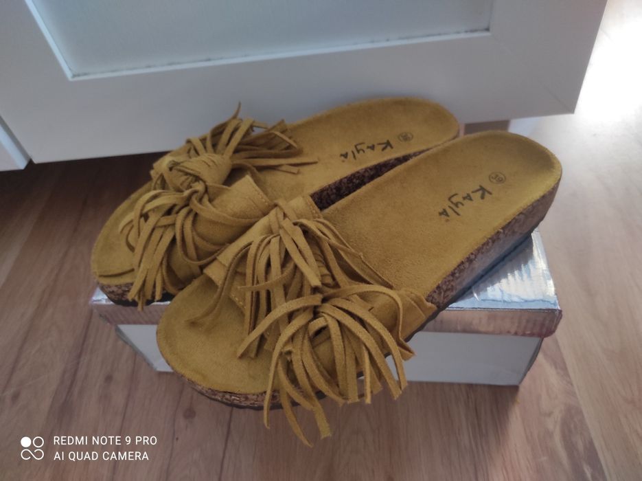 Sprzedam nowe klapki