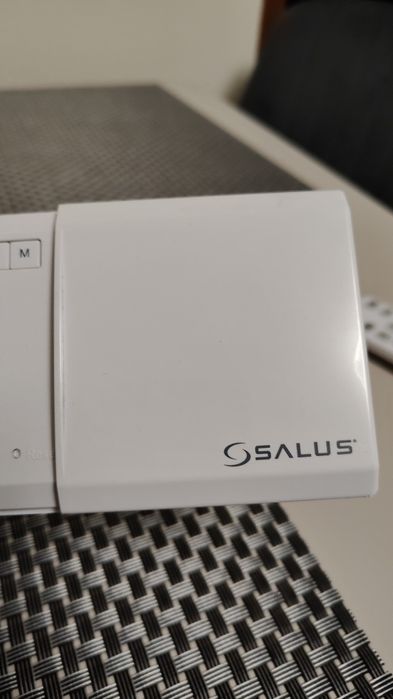 Sterownik C. O. Salus bezprzewodowy regulator temperatury