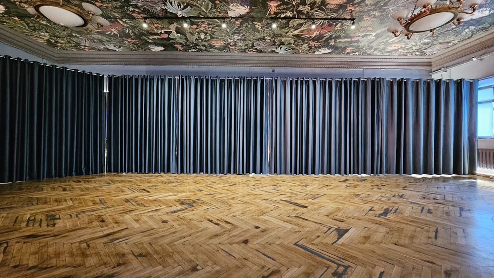 2 хв МАЙДАН Оренда Танцювальних Залiв. Хрещатик