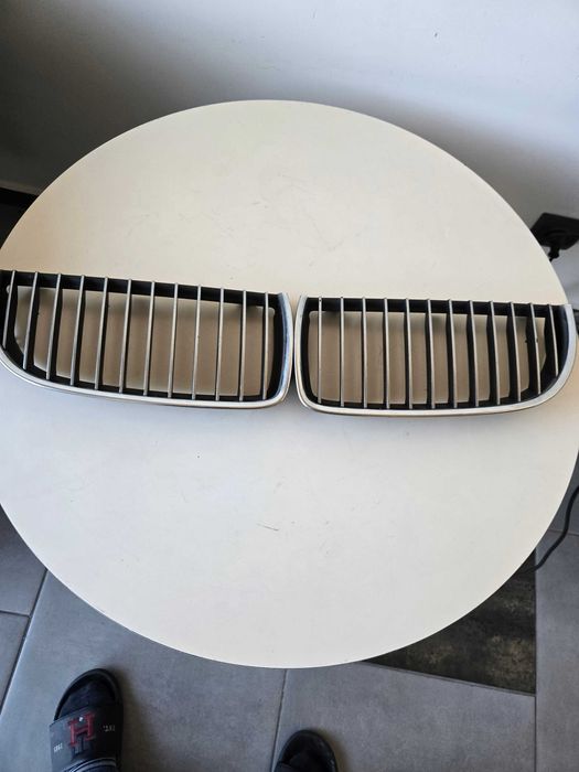 Grill BMW 3 E 91 2007r