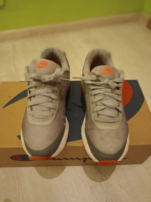 Buty Nike sportowe