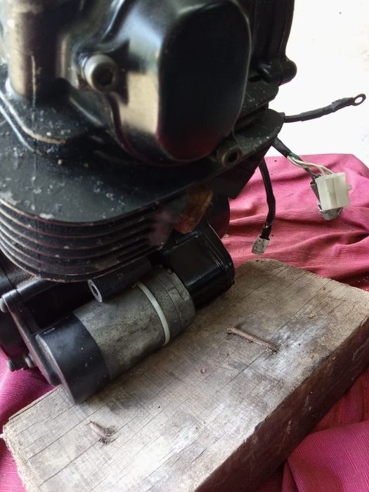 Motor mota yamaha trailway TW