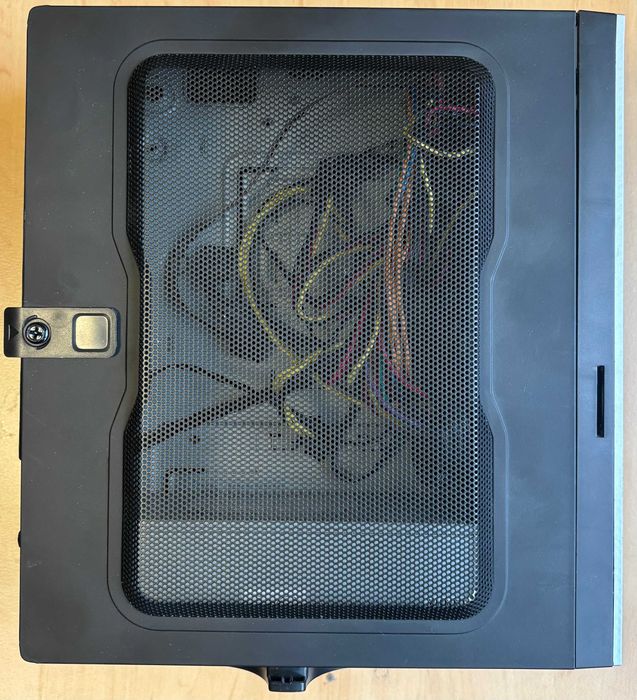 Корпус GameMax ST-102 200 Вт