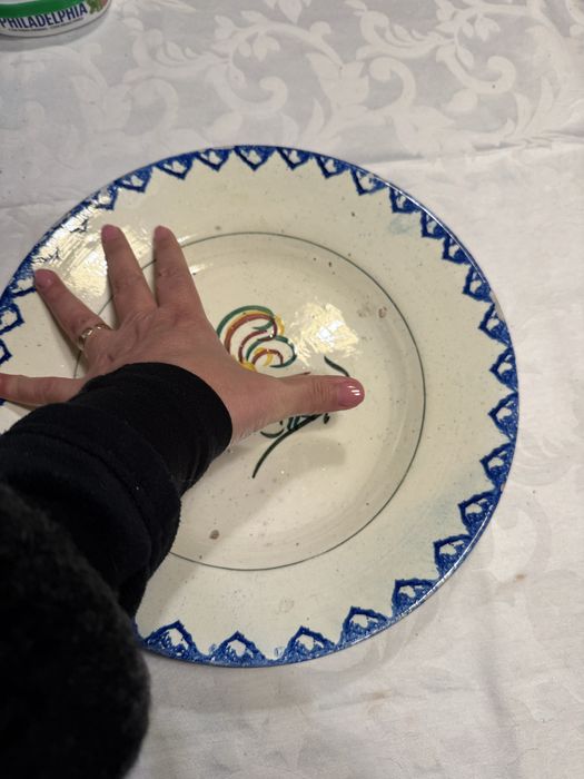 Prata de faiança antigo