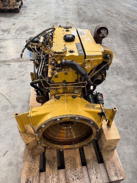 CAT 3054 /76KW silnik używany do weryfikacji