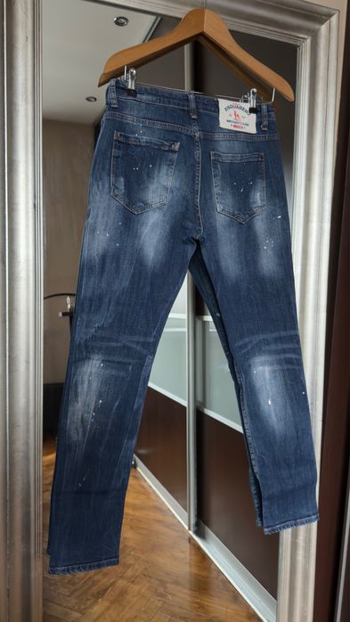 Spodnie jeansowe z przetarciami męskie Dsquared2 / rozm. 46