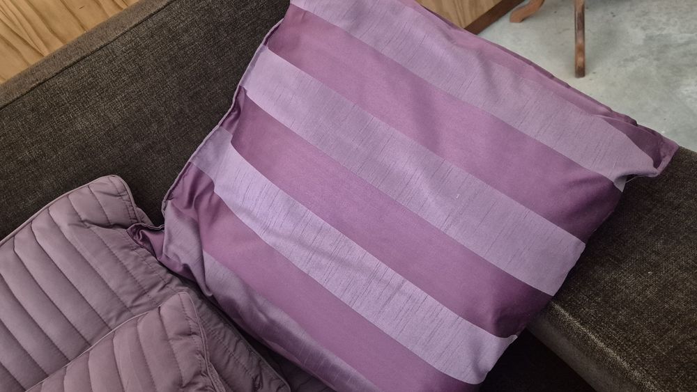 Colcha cama 240 x 180, com almofadas