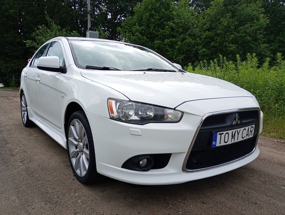 Mitsubishi Lancer intense rezerwacja