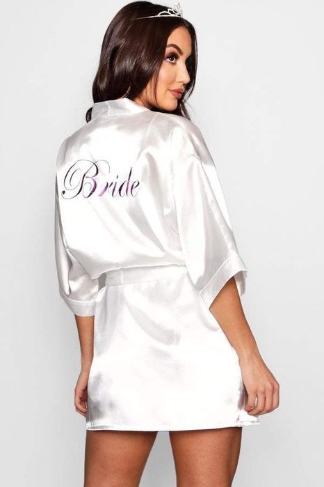 Халат нареченої.