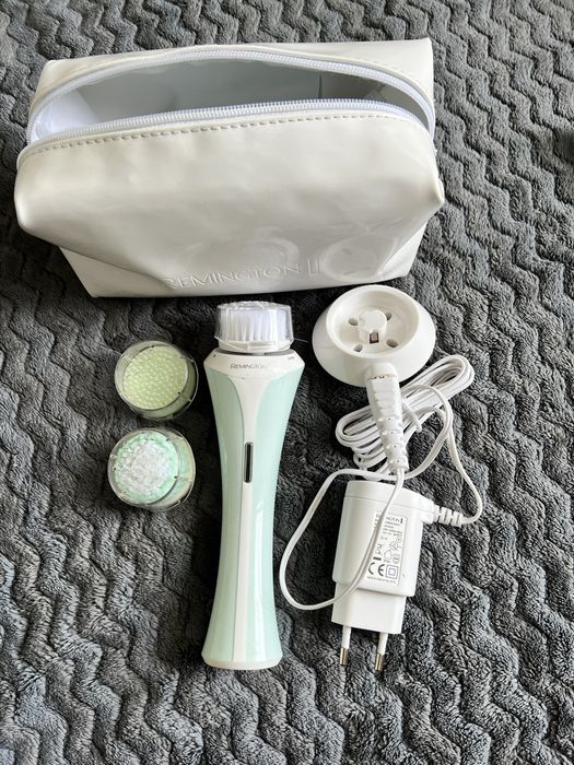 Щетка для лица Remington