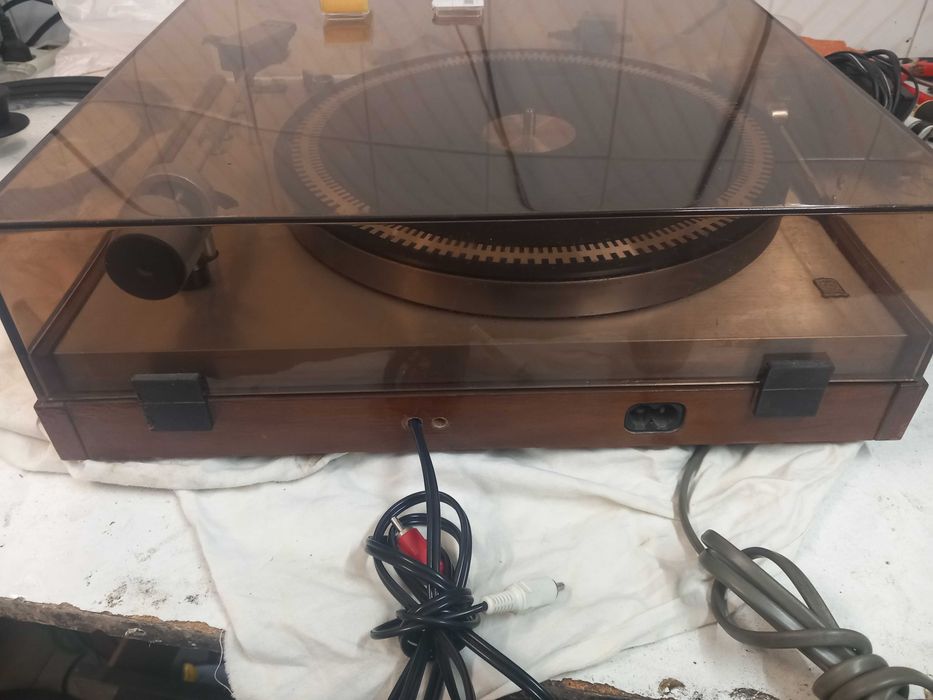 gira-discos Radiola  (Philips)