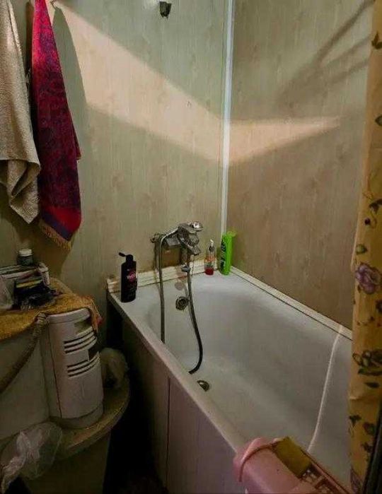 Продам половинку дома на Холодной Горе