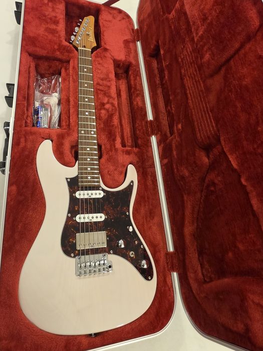 Ibanez Prestige AZ2204N AWD