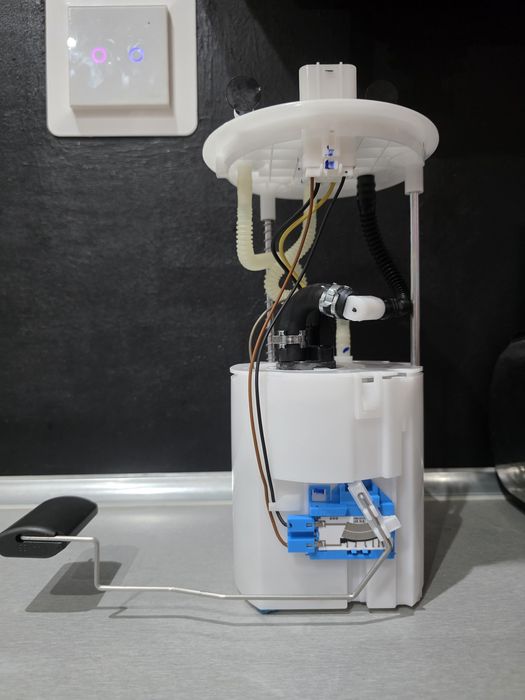 Kompletna pompa paliwa z pływakiem Hyundai Kia