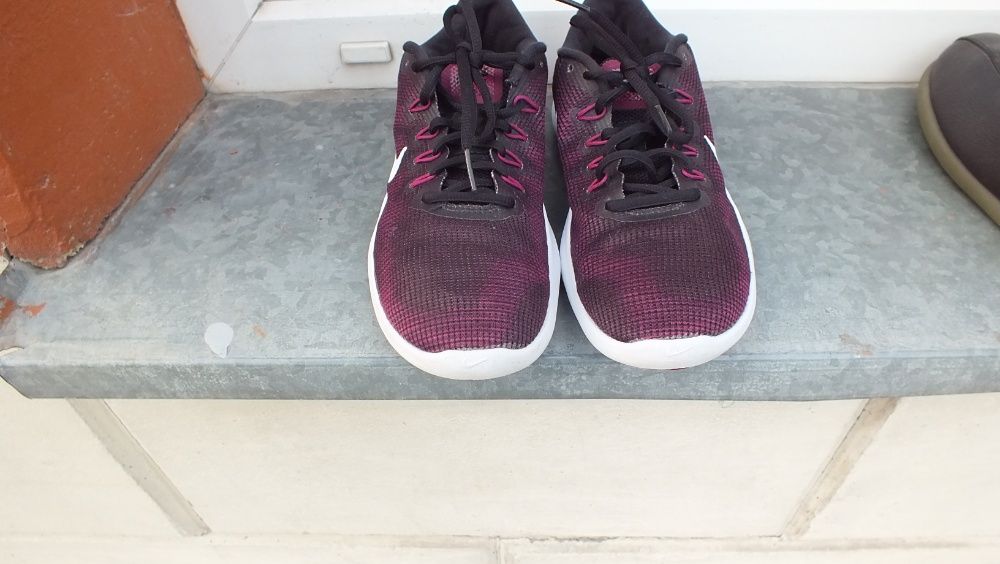 Super buty sportowe marki Nike flex run 2018 r 42