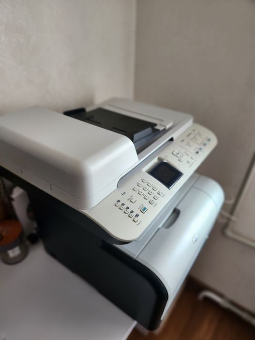 БФП (принтер/факс) HP color laserjet cm1312nfi mfp