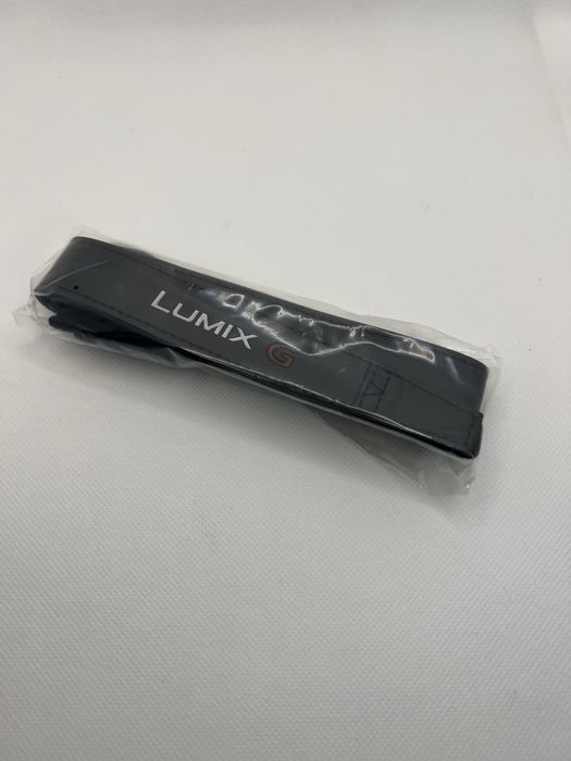 Panasonic Lumix DMC-G7 + lente Panasonic 14-140 + Extras