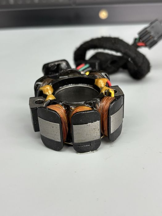 Stator Stojan Alternator Iskrownik SUZUKI RMZ250 R 07-09