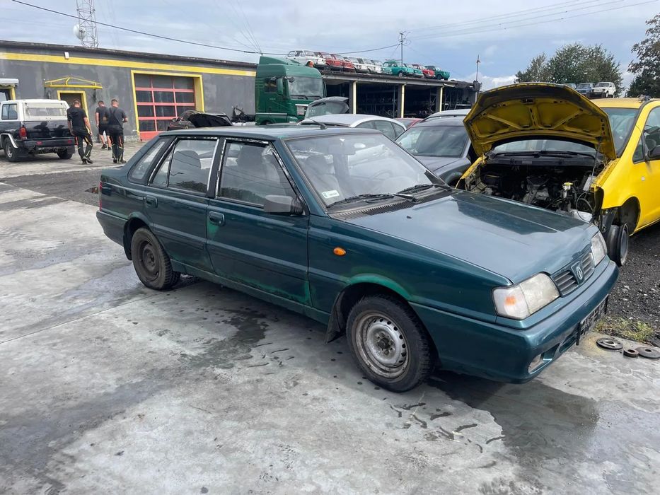 FSO Polonez Na Części