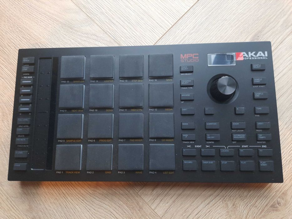 Kontroler Akai MPC Studio 2 | Jak nowy Susz • OLX.pl