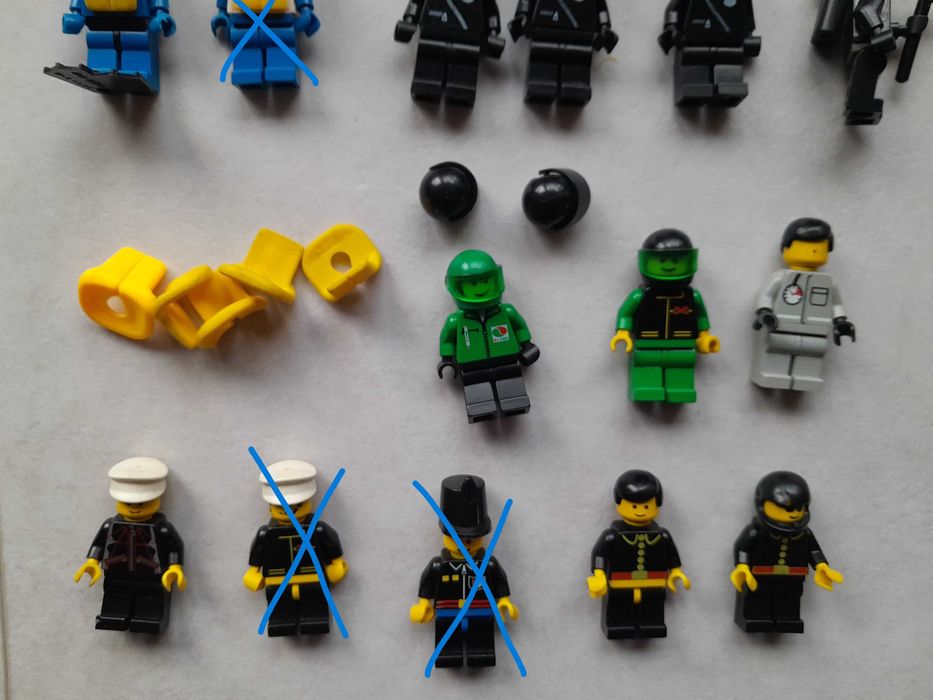 Stare figurki LEGO zestaw 14 sztuk różne mix