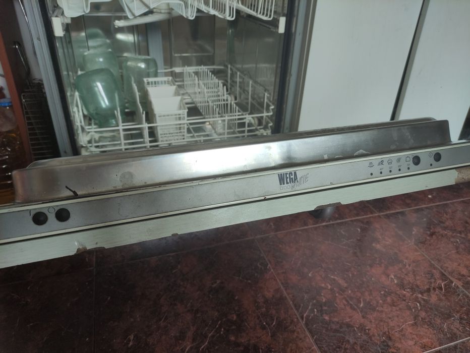 Посудомийна машина