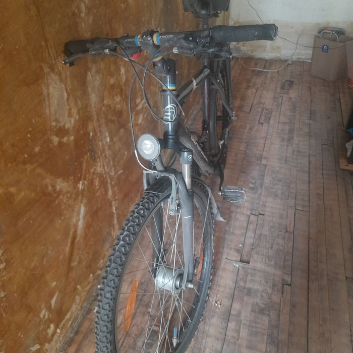 Городской велосипед Bergamont Allutronic в нормальном состоянии