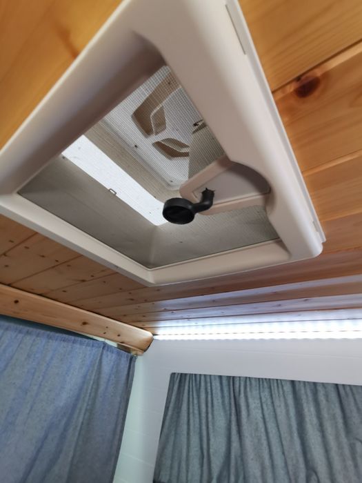 Mercedes Vito 118D Campervan / Camping Van legalizada "Dormitório"