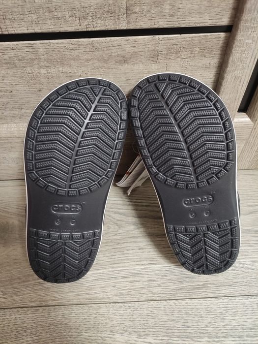 Оригінальні жіночі крокси шльопанці crocs bayaband