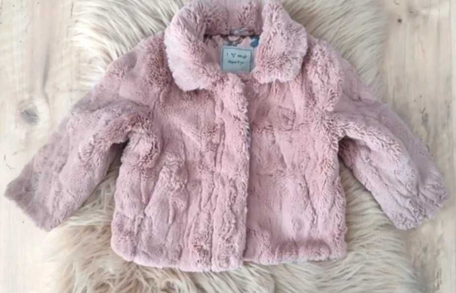 Uroczy różowy płaszczyk / futerko
