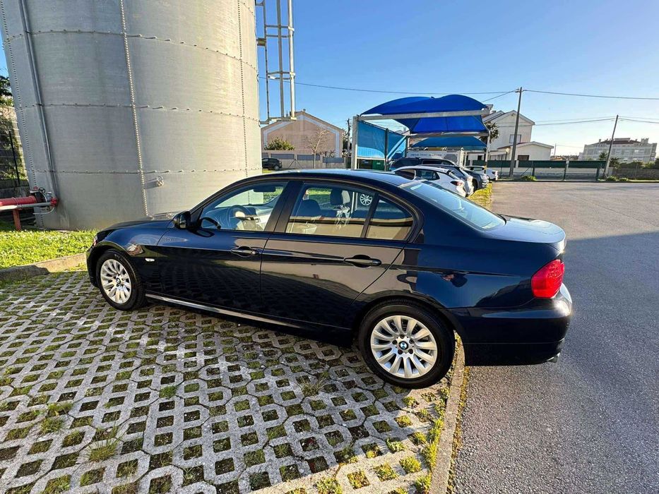 BMW 318 — fotografia 7