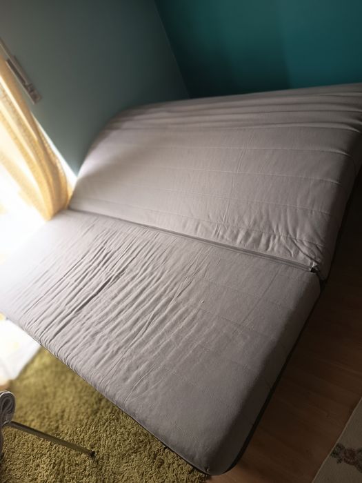 Sofá cama com cobertura abrir e fechar