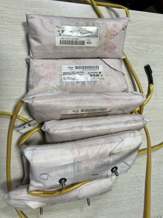 Airbag сидіння mazda