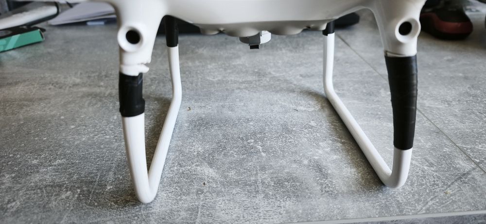 Phantom 4 pro na części