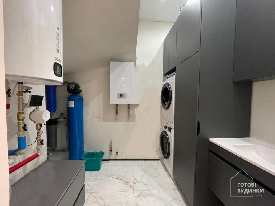 Будинок з меблями