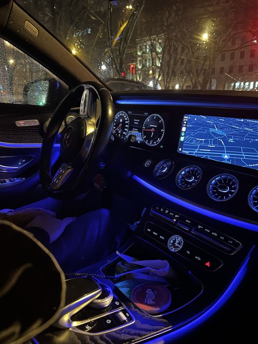 Mercedes Benz class  E  220 D  Coupe  AMG ( jantes 19)  2020