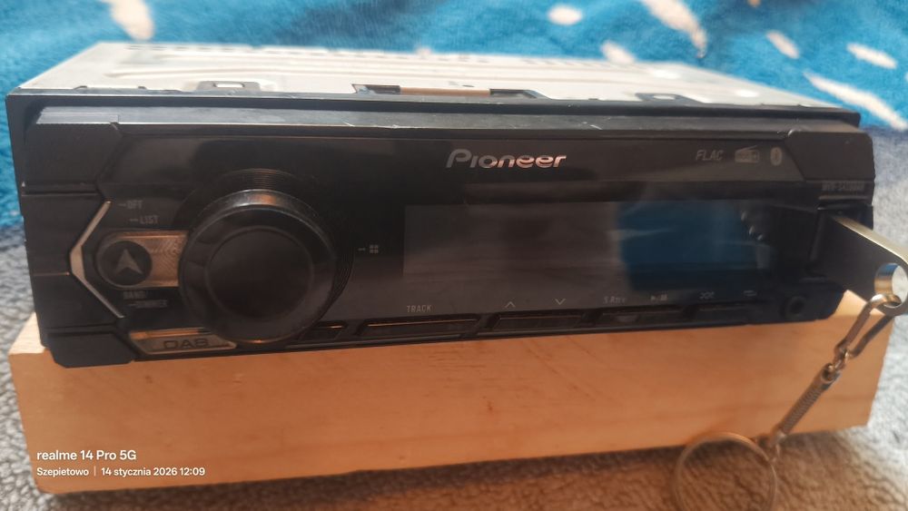Radio samochodowe Pioneer Bluetooth