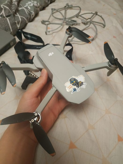 Продаю дрон Dji mini 2
